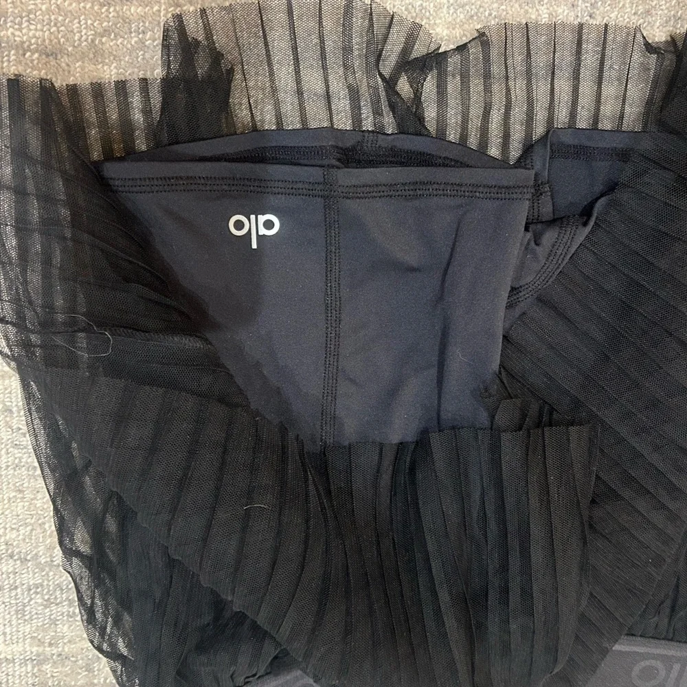 ALO Yoga Black Pleated Tulle Mini Skirt